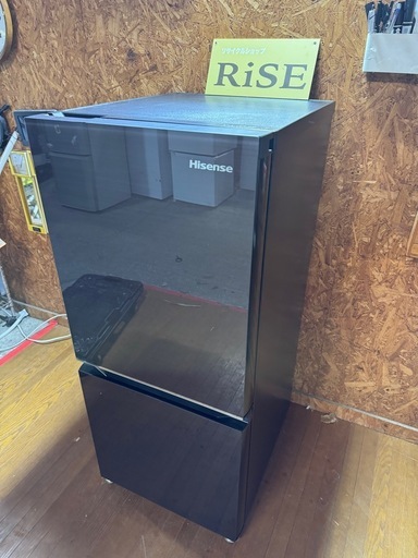 I3007   Hisense ハイセンス　135L ガラストップ　2ドア冷蔵庫　2024年