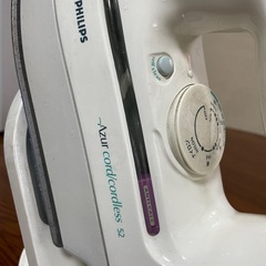 PHILIPS スチームアイロン Azuzur52の画像