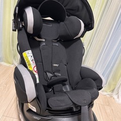 Aprica アップリカ フラディアプラス シルバーブラック 新生児～ チャイルドシートの画像