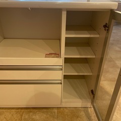 キッチンテーブルの画像