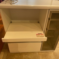 キッチンテーブルの画像