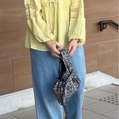 新品未使用品　レーヨンレーストップスの画像