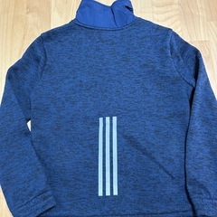 adidas ニットブルゾン　150の画像