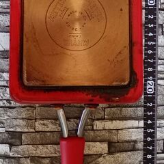 売ります　マイヤー　カインズ　フライパン　角形　20cm　IH対応の画像