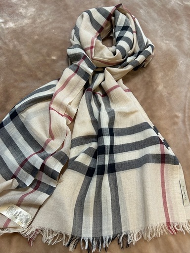BURBERRYバーバリー大判マフラーストールショールスカーフベージュ肌色黒色赤色ノバチェックバーバリークラシックチェック ヘイマーケットチェック WOOLウール羊毛SILKシルク絹212cm×7cm2メンズレディースユニセックス男女兼用女性用婦人男性用紳士