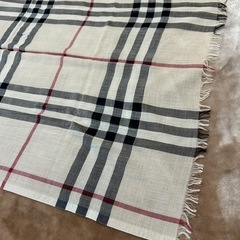 BURBERRYバーバリー大判マフラーストールショールスカーフベージュ肌色黒色赤色ノバチェックバーバリークラシックチェック ヘイマーケットチェック WOOLウール羊毛SILKシルク絹212cm×7cm2メンズレディースユニセックス男女兼用女性用婦人男性用紳士の画像