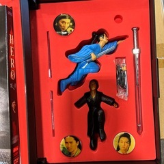 CDとフィギュアの画像