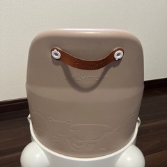 ベビーチェア　ローチェア　ムーナチェアの画像