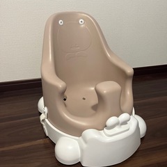 ベビーチェア　ローチェア　ムーナチェアの画像