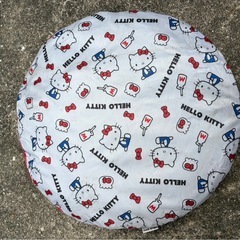 ハローキティ　ポップアップテントの画像