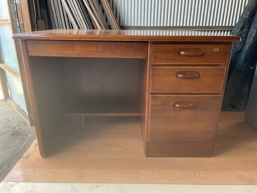 2台あり　オフィス家具　学習机