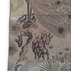 総柄　丸帯　孔雀と松　シミありの画像