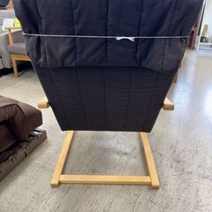 J3039　【リユースのサカイ柏店】　ロッキングチェア　リラックスチェアー　椅子の画像