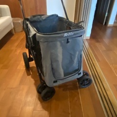 大型犬用バギー　ペットカートの画像