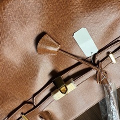 大きめハンドバッグ  秋らしいブラウンの画像