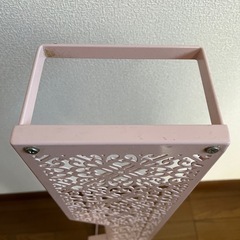 山﨑実業 キッチン隙間ラック コンロ奥用棚 鍋置き　ピンク 中古品の画像