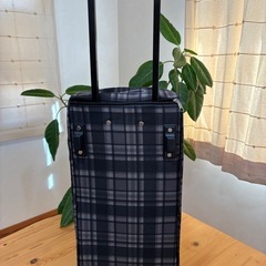 旅行用バッグ　ボストンバッグ　
キャスター付きバッグの画像