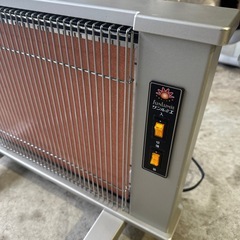 遠赤外線暖房器の画像