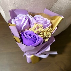 美品　鍵編みブーケ ２点の画像