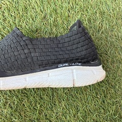 【SKECHERS /スケッチャーズ】 27.5cm 　スリッポンスニーカー の画像