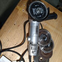 ディスクグラインダーRYOBI製の画像