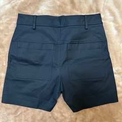 美品HERMES エルメス レディースハーフパンツ ショートパンツ 短パン 半ズボン ボトムス カジュアルパンツblackブラック黒色無地  綿コットン 表記サイズ36ウエスト約72センチイタリア製の画像