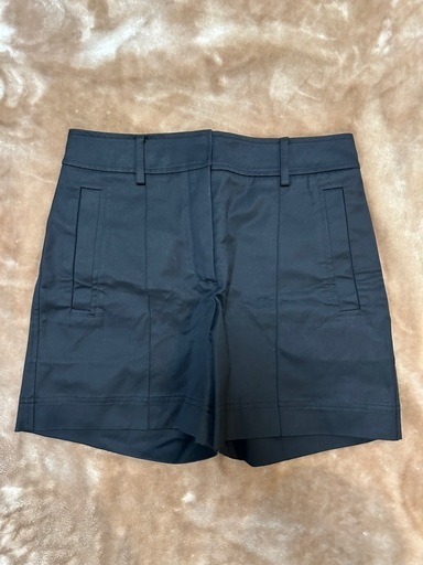 美品HERMES エルメス レディースハーフパンツ ショートパンツ 短パン 半ズボン ボトムス カジュアルパンツblackブラック黒色無地  綿コットン 表記サイズ36ウエスト約72センチイタリア製