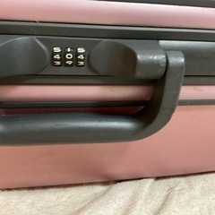 ☺️スーツケース　パイロットケース  51✖️28✖️h70cm➕持ち手  桃色の画像