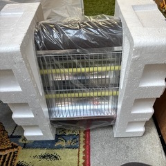 【新品未使用品】遠赤外線電気ストーブの画像