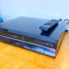 TOSHIBA HDD搭載VHS一体型DVDレコーダーの画像