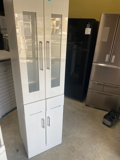 配送可能食器棚、キッチンボード