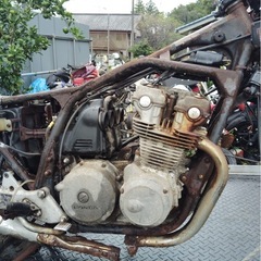 CB 750 F 部品どりの画像