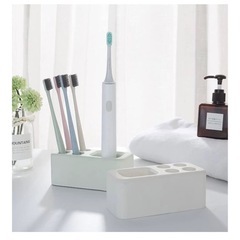 【新品未使用】歯ブラシスタンド 珪藻土 歯ブラシ 立て 天然素材 珪藻土 吸水 速乾 乾燥 防ダニ 吸湿 消臭 歯ブラシ置き 歯磨き入れ 歯みがき 歯ブラシ 置き 棚 ホルダー バスルーム 仕上げ ホワイトの画像