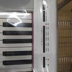 リユースのサカイ浦和店 【E458】キーボード ヤマハ NP-32 台セットの画像