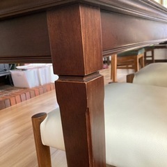 大塚家具ダイニングテーブルの画像