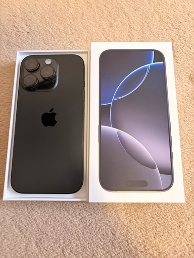 Apple iPhone 16Pro チタニウムブラック本体　ケース有