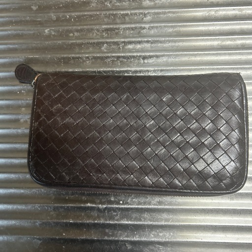 ボッテカヴェネタ長財布