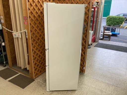 【愛品館江戸川店】保証充実 東芝 2025年製 326L 3ドア冷凍冷蔵庫 GR-W33SC(WU)