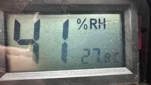 鍵付き防湿庫　2個鍵