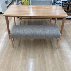 A-286★ジモティ割引あり★【リユースのサカイ野々市店】ダイニングテーブル４人用 W(幅)149cm×D(奥行き)81cm×H(高さ)70cm ※クリーニング済みの画像