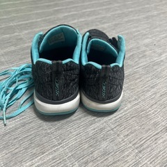 スケッチャーズ スニーカー23cmの画像