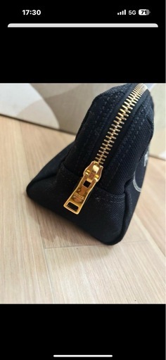 メイクポーチ　PRADA ブラック ポーチ キャンバス