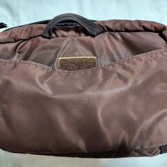 ユニクロ　ショルダーバッグ　30x20x10  日焼け有りの画像