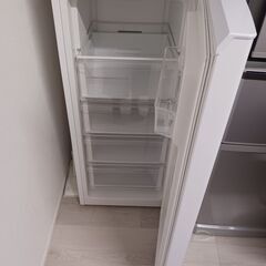 冷凍庫（アイリスオーヤマ2023年製119L）の画像