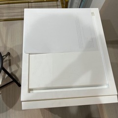 ラック、イス、ゴミ箱、収納ケースの画像