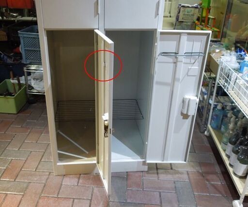 オフィス家具 4人用ロッカー 2列2段 幅61×奥行51.5×高さ179cm 鍵付き グレー シンプル スチールロッカー 更衣室 会社