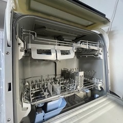 【取引中】Panasonic 食器洗い乾燥機　NP-TR6の画像