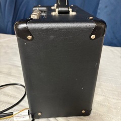 ブラックスター HT-1R
小型でも迫力の真空管サウンドの画像