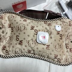 未使用　湯たんぽ　充電式・蓄電式あんか　ベルト　元箱あり　LOVEの画像