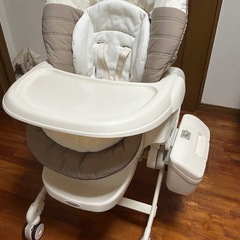 コンビ　ハイローチェア　Combi
の画像
